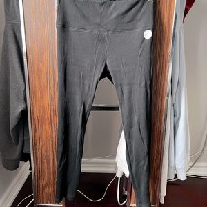 PINK by Victoria Secret Leggings